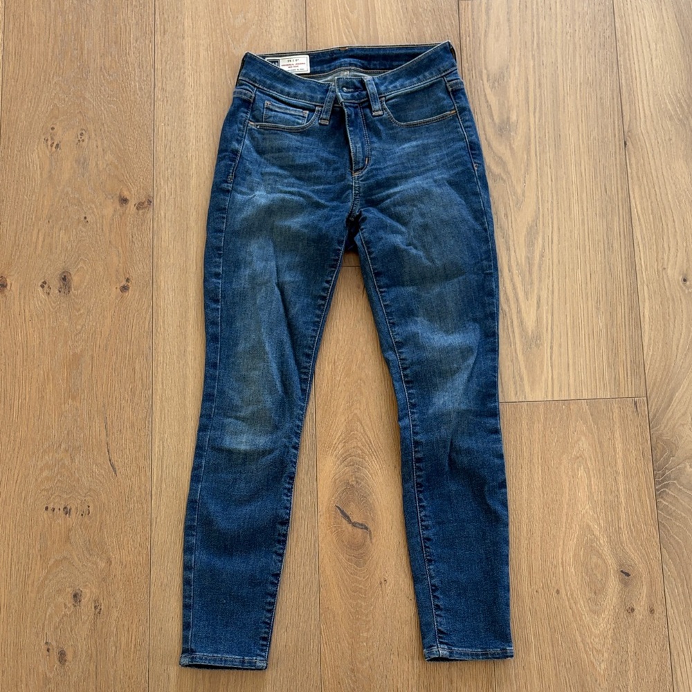 GAP Indigo Women's Skinny Jeans
